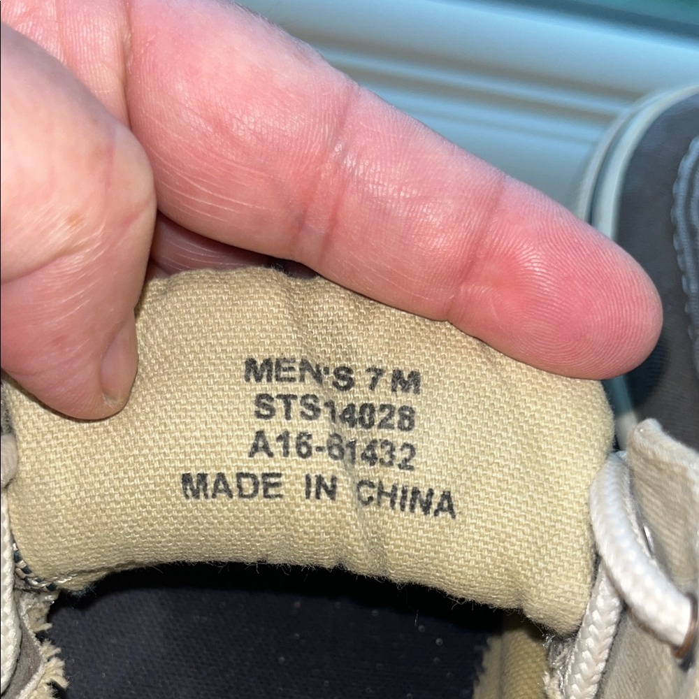 Sperry Men's Taupe Canvas Boat Shoes - Picture 9 of 9